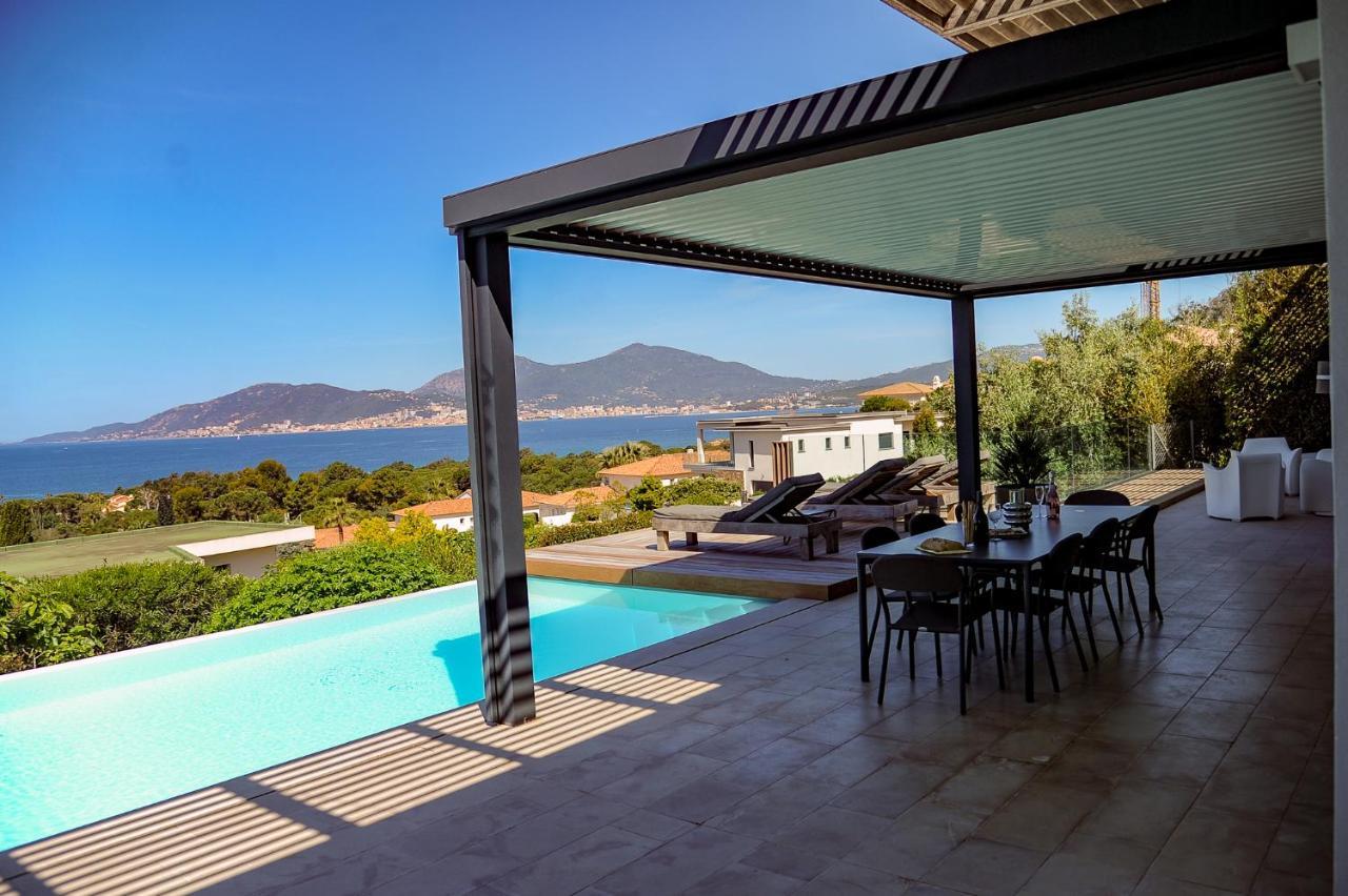New ! - GIULIA, Villa d'exception, Piscine vue mer - Porticcio Porticcio  Extérieur photo